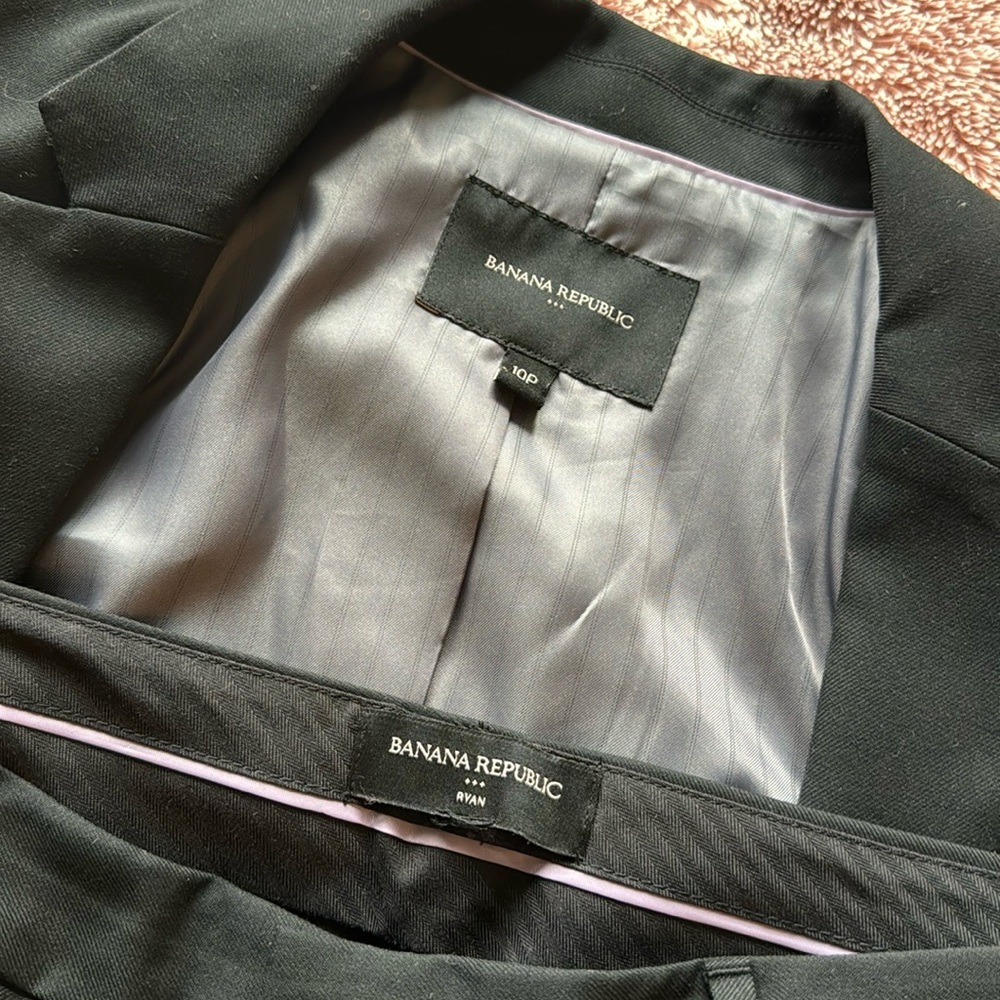 Banana Republic pant suit